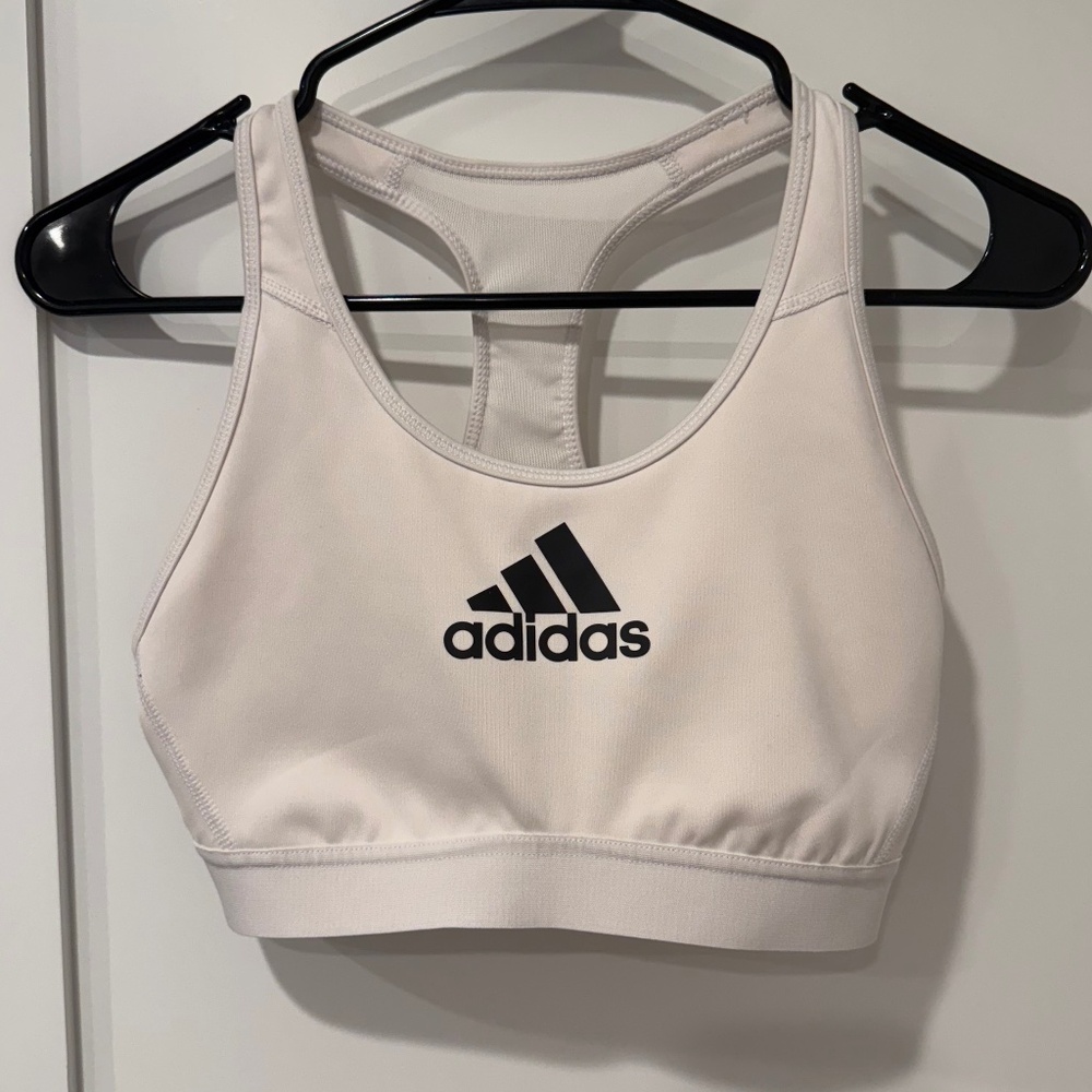 🤍 Adidas Sports Bra 🤍